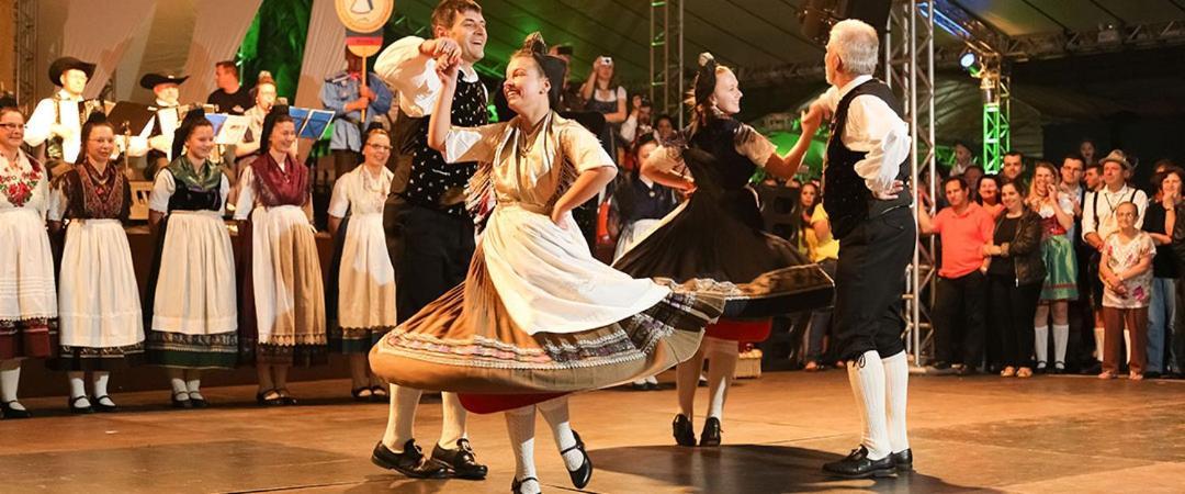 Quartos Proximos A Oktoberfest, Em Blumenau Ngoại thất bức ảnh