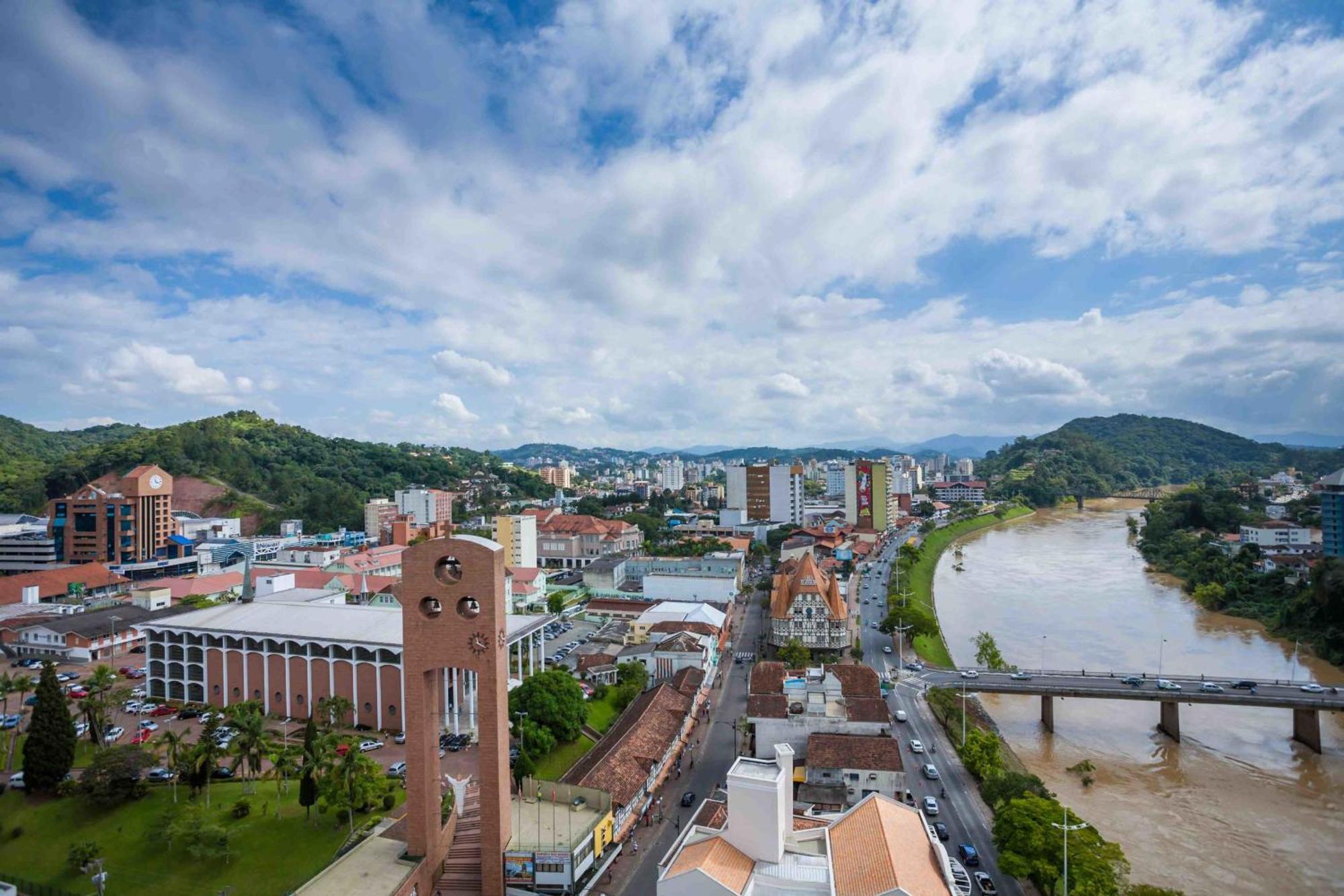 Quartos Proximos A Oktoberfest, Em Blumenau Ngoại thất bức ảnh